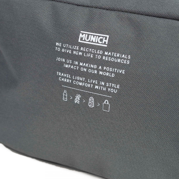 recycled-gym-sports-toiletry-bag