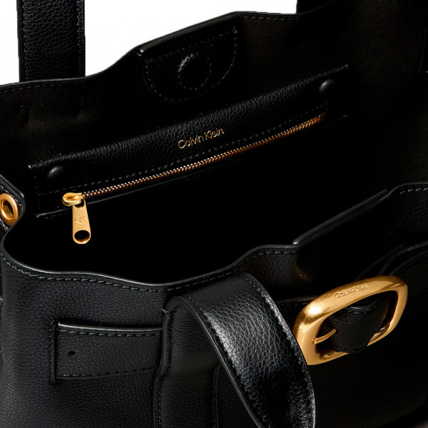 small-tote-bag-with-belt