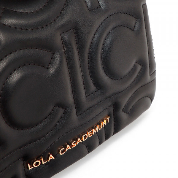 gepolsterte-schultertasche-mit-logo