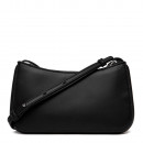 bolso-de-hombro-pequeno-con-monograma-grabado