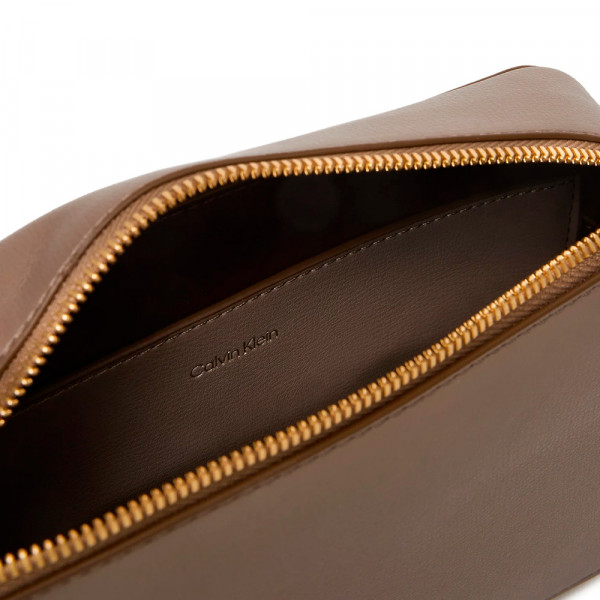 crossbody-bag-with-metal-logo