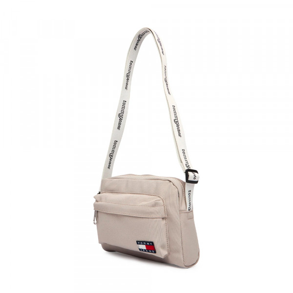 sac-bandouliere-indispensable-pour-le-quotidien