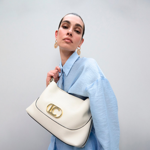 bolsa-de-ombro-em-couro-sintetico-com-alca-trancada-e-laco