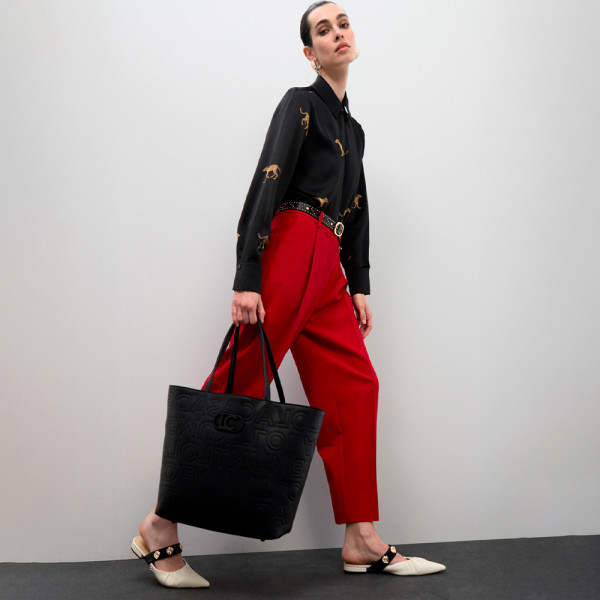 sac-cabas-souple-avec-surpiqures-monogrammees