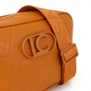 bolsa-de-ombro-com-monograma-bordado