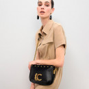 borsa-a-tracolla-con-borchie-animalier