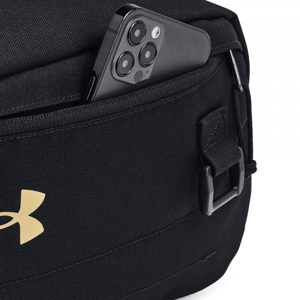 kulturbeutel-enthalt-reise-set