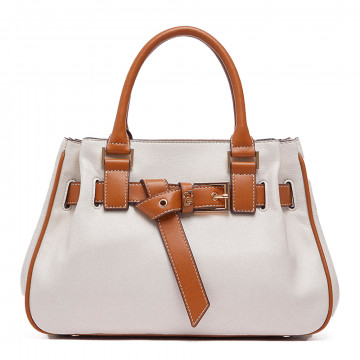 kleine-tasche-mit-schnalle