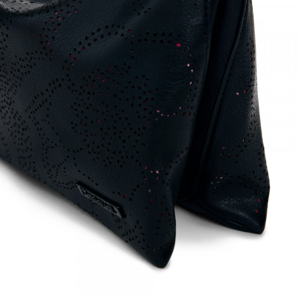 mittelgrosse-tasche-mit-blumenmuster