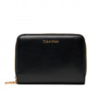 Medium leather wallet with zipper