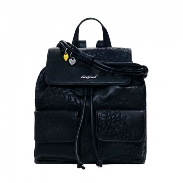 kleiner-bestickter-rucksack