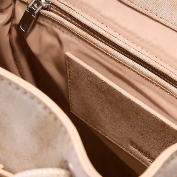 petit-sac-a-dos-brode