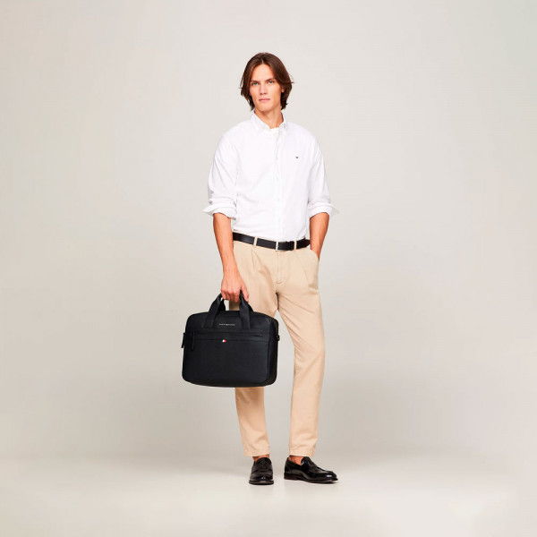 custodia-essenziale-per-computer-portatile