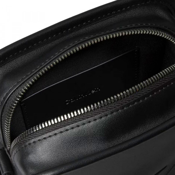 borsa-a-tracolla-scolpita-reporter-impression