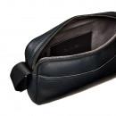 bolsa-tiracolo-com-logotipo-monograma-gravado