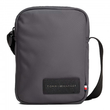 bolsa-de-ombro-estilo-reporter-com-patch