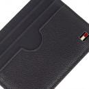 tarjetero-de-piel-con-logo-esmaltado