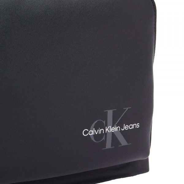 ub1-mono-logo-rucksack