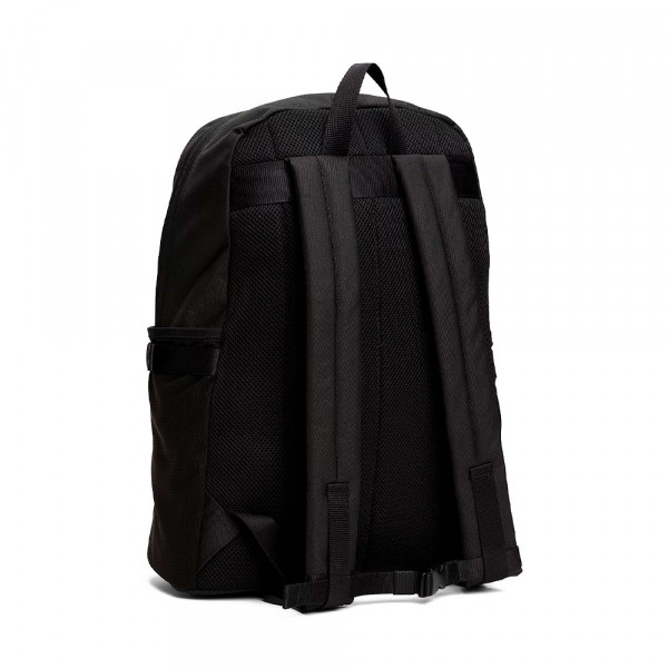 backpack-with-ribbon-straps