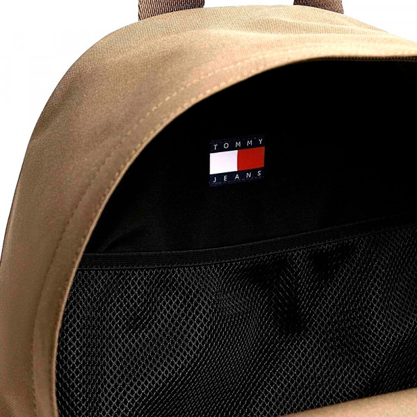 zaino-con-logo-essenziale