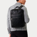 sacoche-a-dos-a-enfiler-carree-avec-embleme