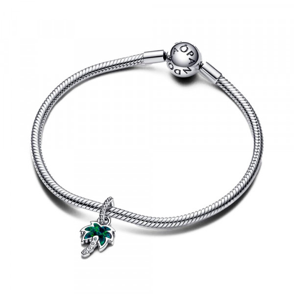 ciondolo-con-palma-verde-opalescente-793352c01