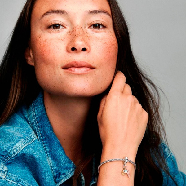 ciondolo-spiritualita-mano-di-hamsa-occhio-che-tutto-vede-e-piuma-768785c01