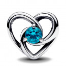 charm-heart-and-intertwined-gems-793744c01