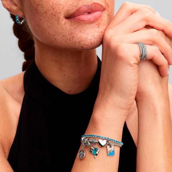 travel-pendant-charm-793913c01