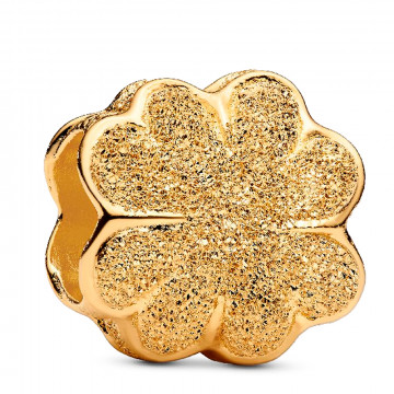 mini-anhanger-mit-kleeblatt-textur-14-karat-goldauflage-764047c00