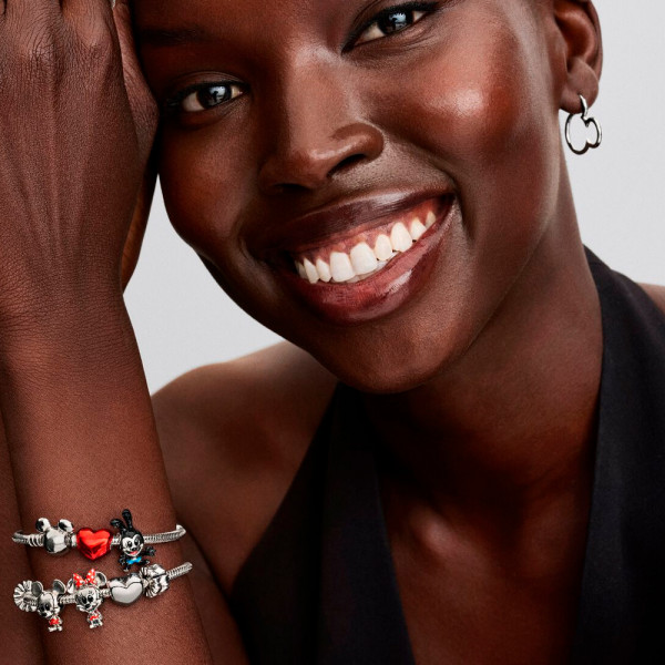 ciondolo-in-argento-sterling-oswlad-il-coniglio-fortunato-della-disney-794021c01