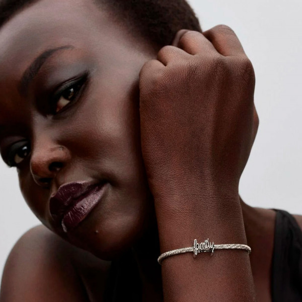 charm-familia-escrito-a-mano-794250c01