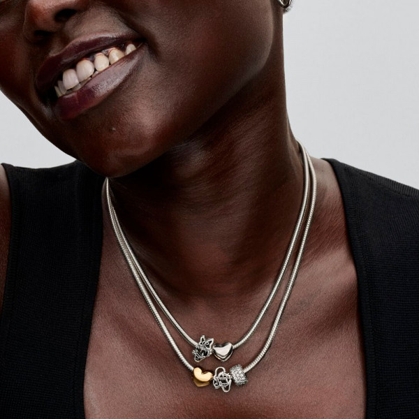 disneys-daisy-duck-filigran-charm