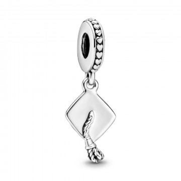 chapeau-de-remise-de-diplome-caplet-charm-791892