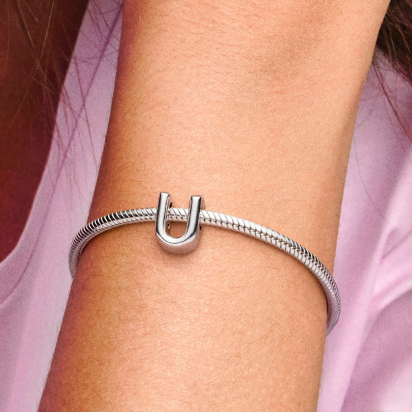 ciondolo-in-argento-sterling-lettera-u-797475