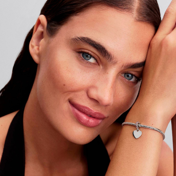 ciondolo-a-forma-di-cuore-rosa-incisibile