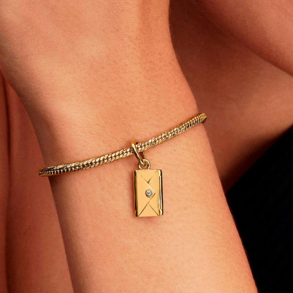 engravable-envelope-pendant-charm-that-opens