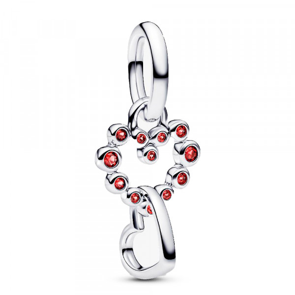 pendentif-breloque-coeurs-relies-et-pierres-precieuses-rouges