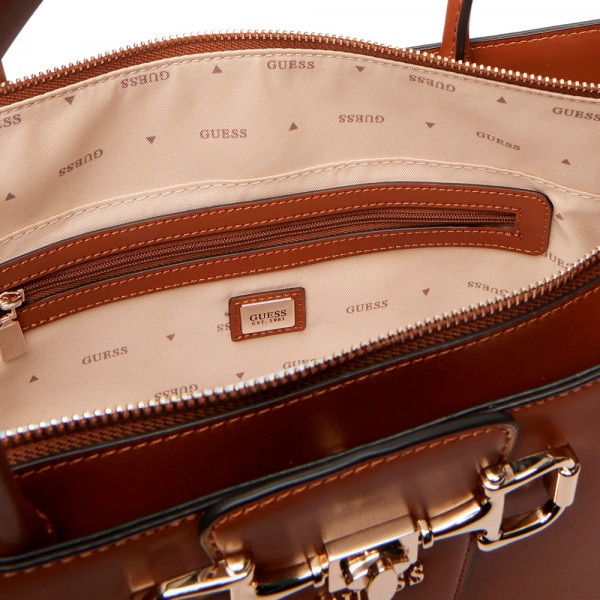 borsa-multiuso-per-la-fidanzata-di-janie