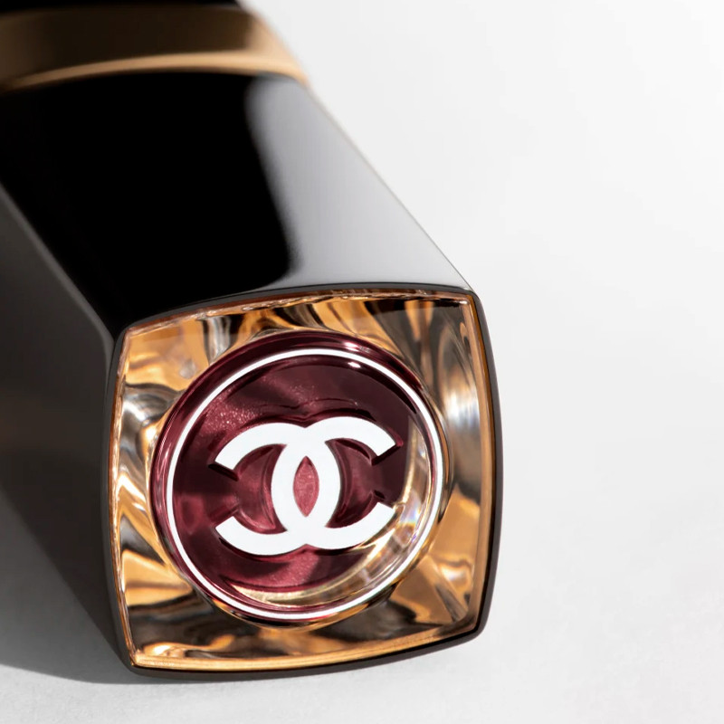 rouge-coco-flash-kleur-helderheid-en-intensiteit-in-een-flits
