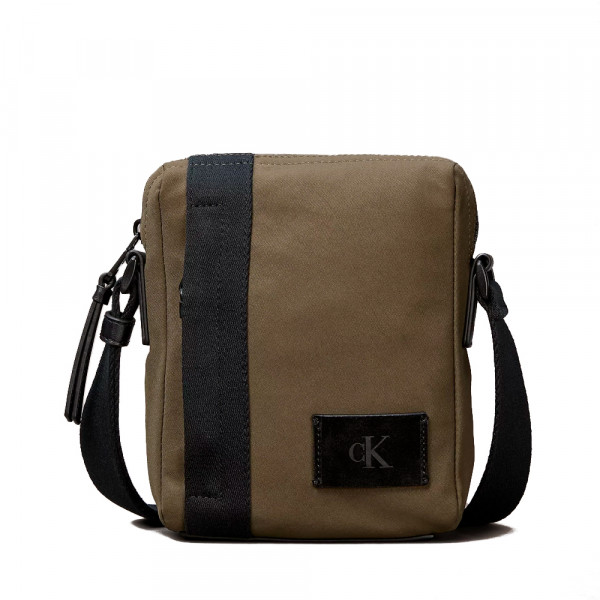 sac-de-reporter-en-toile