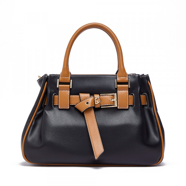 small-bag-with-buckle