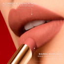 guerlain-kisskiss-bee-glow-matte-o-batom-matte-com-mel-que-nao-transfere