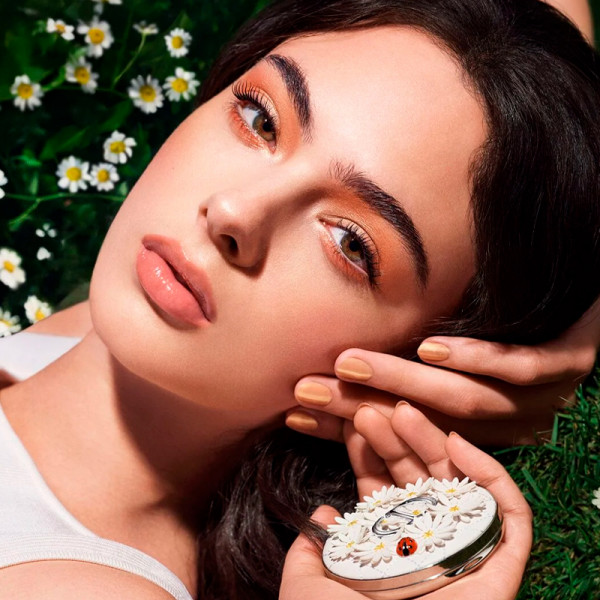 dior-forever-nude-bronze-glow-limited-edition-bronzing-powder-natural-radiant-finish-long-lasting-tan-effect