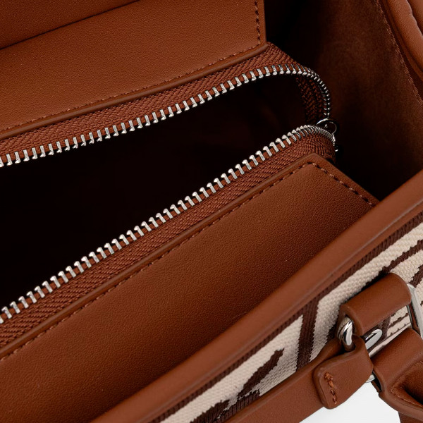 bolso-vbs9xf05-tyle