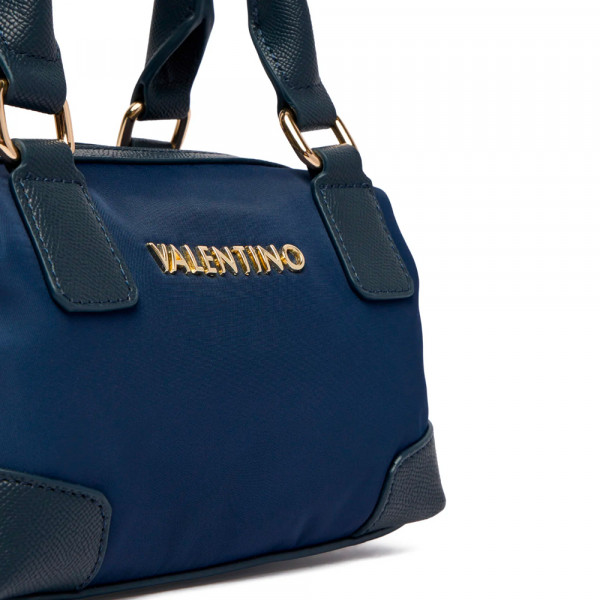 sac-jenny-vbsa9t06