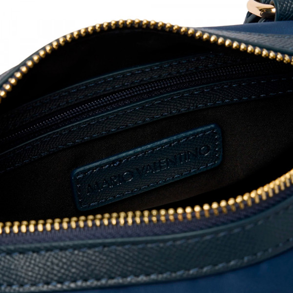 sac-jenny-vbsa9t06