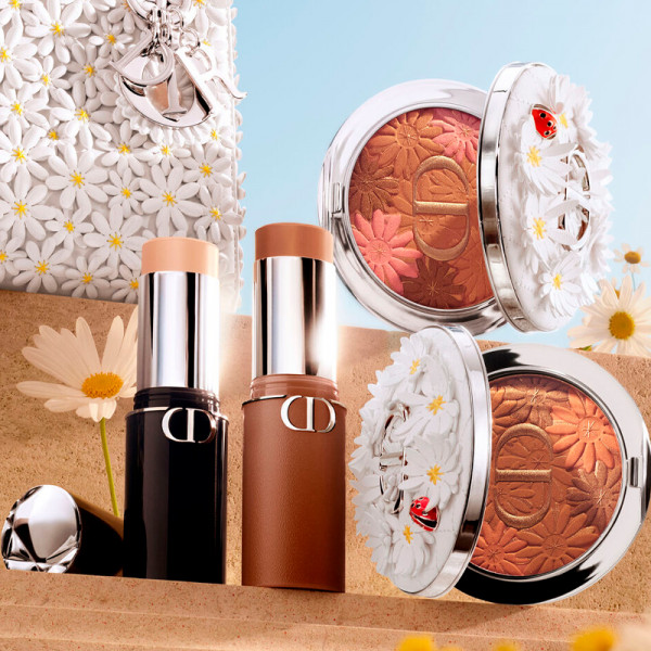 dior-forever-nude-bronze-glow-begransad-upplaga-bronzingpuder-naturlig-stralande-finish-langvarig-solbrannaeffekt