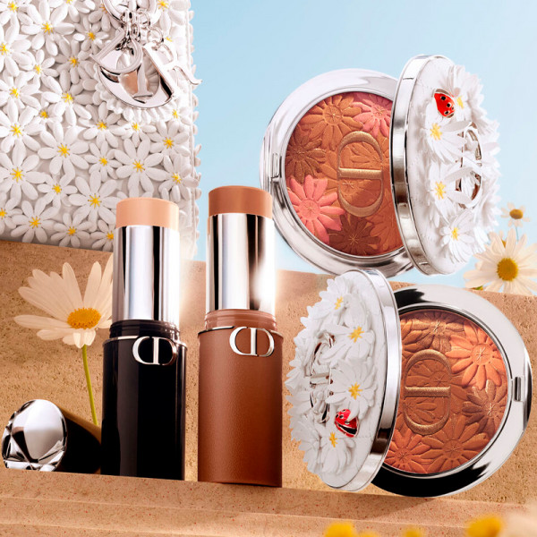 dior-forever-nude-bronze-glow-edition-limitee-poudre-bronzante-fini-eclatant-naturel-effet-bronzant-longue-duree