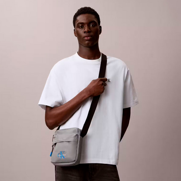 bold-reporter-crossbody-tasche